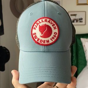 Fjällräven blue trucker hat